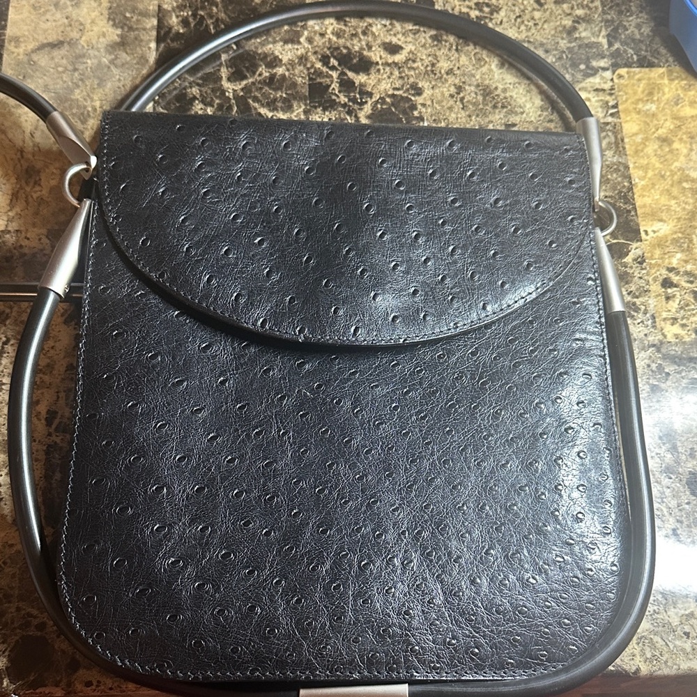 Elegant Black Leather Shoulder Bag